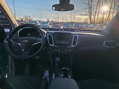 Used 2023 Chevrolet Equinox LT w/ LPO, Floor Liner Package image 6