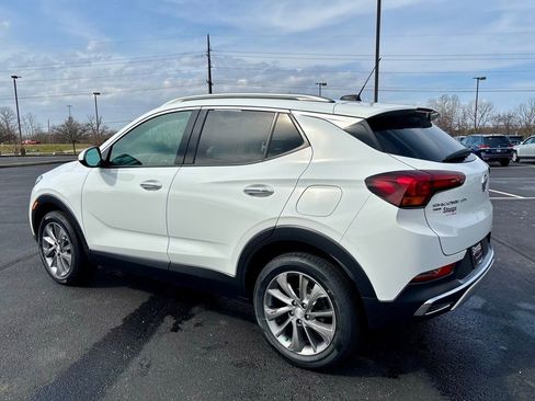 Used 2021 Buick Encore GX Essence w/ Experience Buick Package image 5