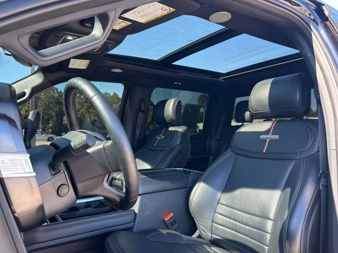 Used 2024 Ford F250 Platinum w/ FX4 Off-Road Package image 4