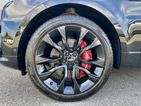 Used 2022 Land Rover Range Rover Sport HST image 9