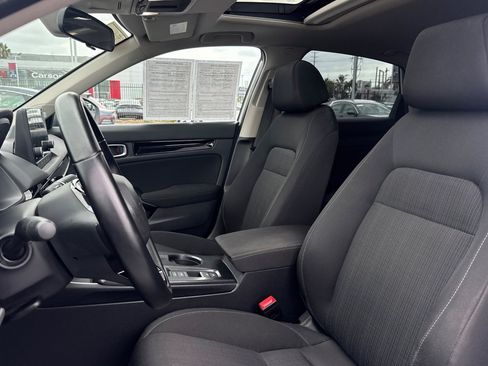 Used 2023 Honda Civic EX image 5