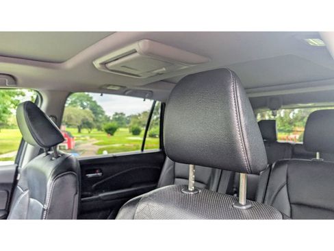 Used 2017 Honda Pilot Elite image 15