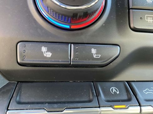 Used 2020 Chevrolet Silverado 1500 LT w/ All-Star Edition image 46