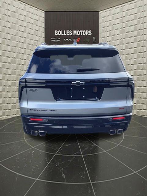 Used 2025 Chevrolet Traverse RS AWD/4WD image 8
