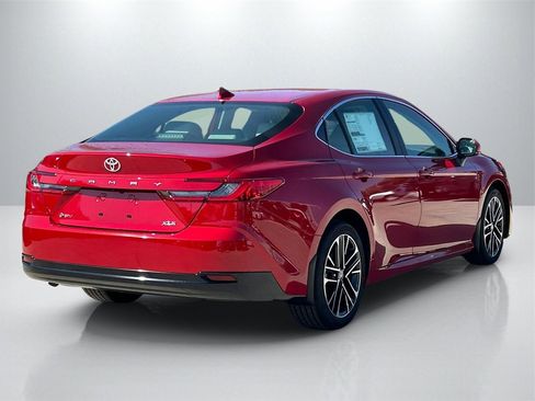New 2026 Toyota Camry XLE image 5