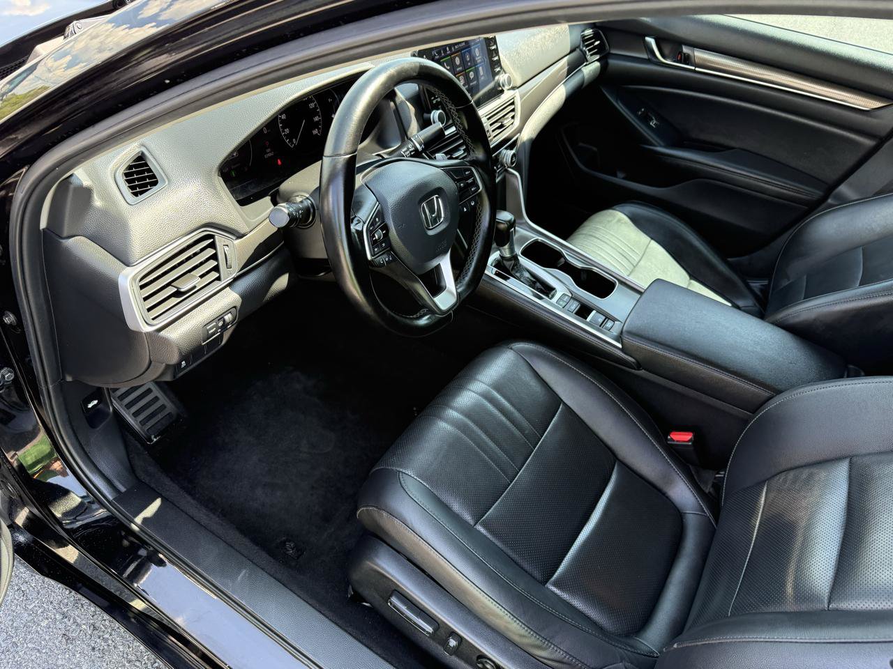 Used 2022 Honda Accord Sport Special Edition image 13