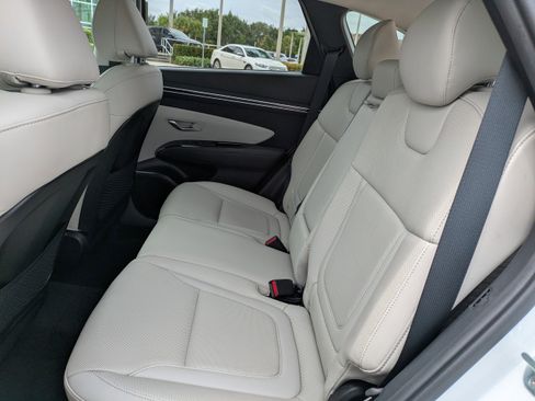 Certified 2023 Hyundai Tucson Limited AWD/4WD image 13