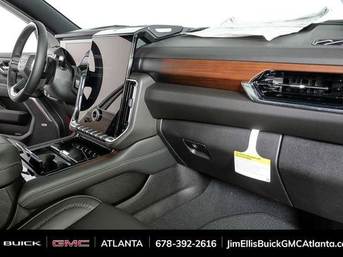 New 2026 GMC Yukon Denali w/ Denali Reserve Package AWD/4WD image 24