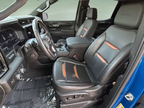 Used 2024 GMC Sierra 1500 AT4 w/ Technology Package AWD/4WD image 18