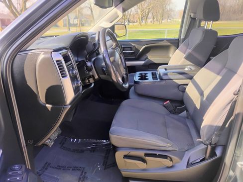 Used 2019 Chevrolet Silverado 1500 LT image 8