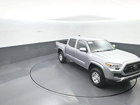 Used 2023 Toyota Tacoma SR AWD/4WD image 30