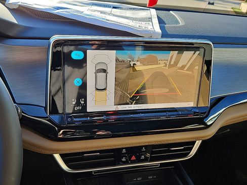 New 2026 Volkswagen Atlas Cross Sport SE image 15