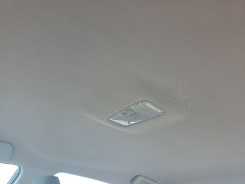 Used 2014 Toyota Corolla L image 29