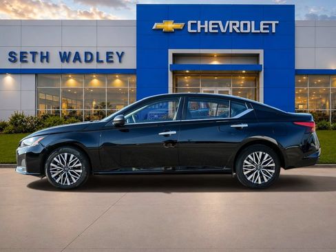 Used 2025 Nissan Altima 2.5 SV AWD/4WD image 58