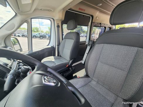 Used 2021 RAM ProMaster 2500 w/ Premium Appearance Group FWD image 43