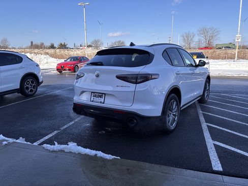 Used 2024 Alfa Romeo Stelvio Sprint image 7