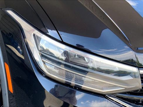 Used 2023 Volkswagen Tiguan SE R-Line FWD image 28