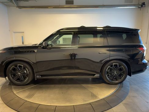 New 2026 INFINITI QX80 4WD image 5