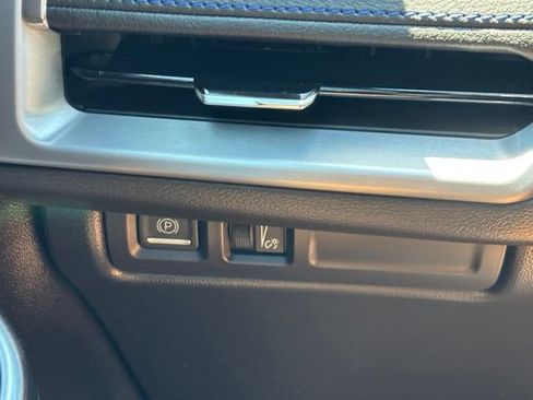 Certified 2025 Cadillac XT4 Sport AWD/4WD image 31