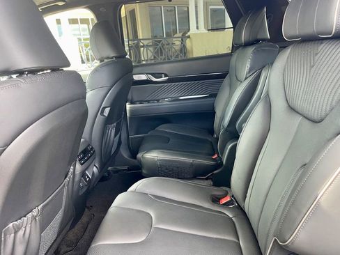Used 2025 Hyundai Palisade Calligraphy image 13