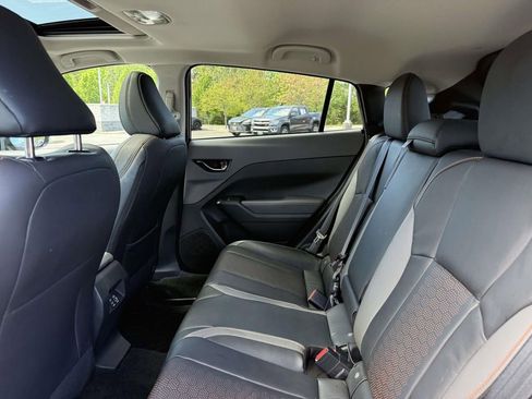 Used 2024 Subaru Crosstrek 2.5i Limited w/ Crosstrek Mirror Package AWD/4WD image 17
