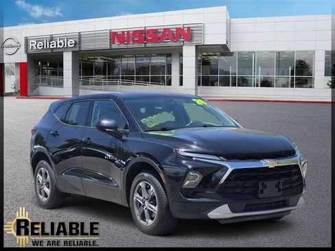 Used 2024 Chevrolet Blazer LT w/ LPO, Floor Liner Package FWD image 1