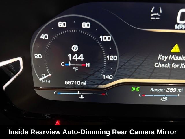 Used 2023 GMC Yukon XL Denali AWD/4WD image 26