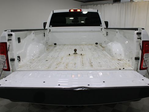 Used 2024 RAM 2500 Big Horn AWD/4WD image 21