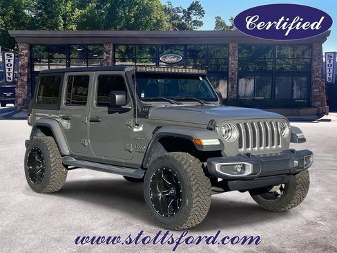 Used 2020 Jeep Wrangler Unlimited Sahara image 1