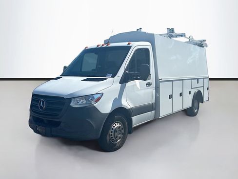 Used 2020 Mercedes-Benz Sprinter 4500 image 7