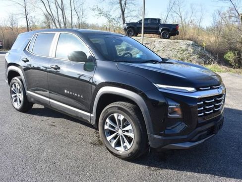 Certified 2026 Chevrolet Equinox LT AWD/4WD image 10