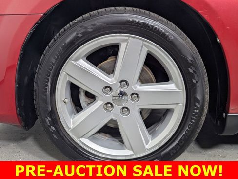 Used 2013 Dodge Avenger SE image 9