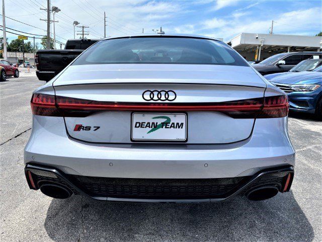 Used 2021 Audi RS 7 Sportback w/ Black Optic Package AWD/4WD image 7