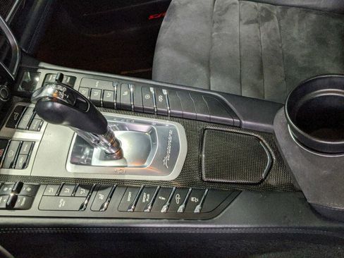 Used 2015 Porsche Panamera GTS image 19