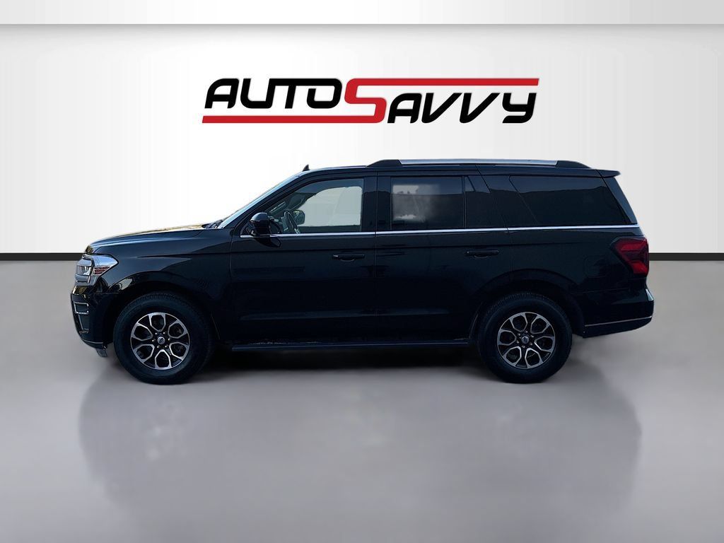 Used 2023 Ford Expedition Limited RWD image 4