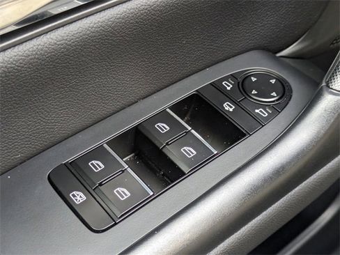 Used 2025 MAZDA CX-50 AWD 2.5 S w/ Weather Package image 23