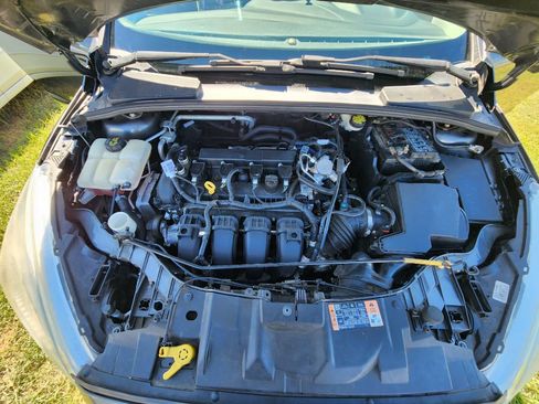 Used 2016 Ford Focus SE image 12