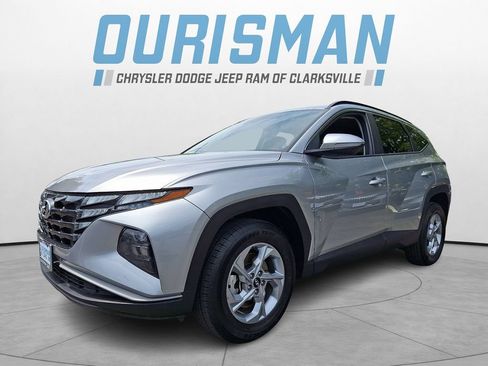 Used 2023 Hyundai Tucson SEL AWD/4WD image 3