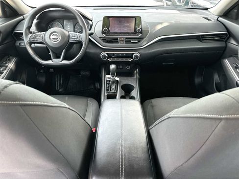 Used 2024 Nissan Altima 2.5 S FWD image 25