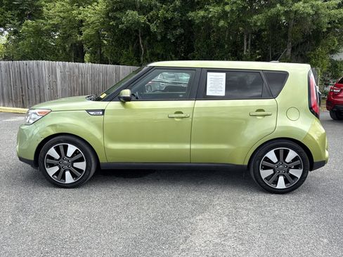 Used 2015 Kia Soul ! w/ Sun & Sound Package FWD image 3