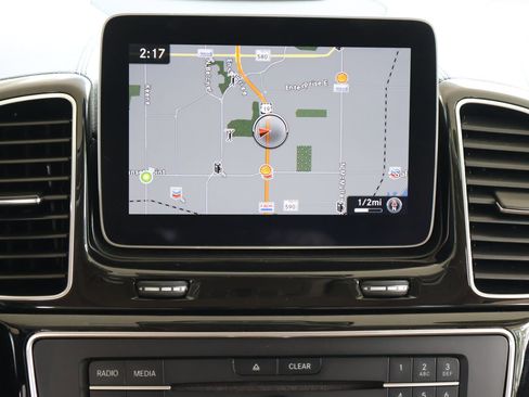 Used 2019 Mercedes-Benz GLS 450 4MATIC image 17