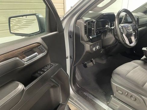 Used 2023 GMC Sierra 1500 SLE w/ Preferred Package AWD/4WD image 10