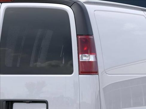 New 2026 GMC Savana 3500 w/ Driver Convenience Package RWD image 13