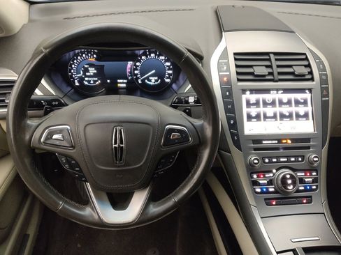 Used 2018 Lincoln MKZ Premiere image 22