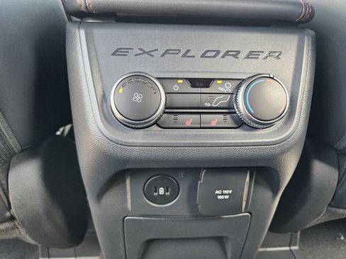 New 2026 Ford Explorer ST-Line w/ ST-Line Street Pack RWD image 29