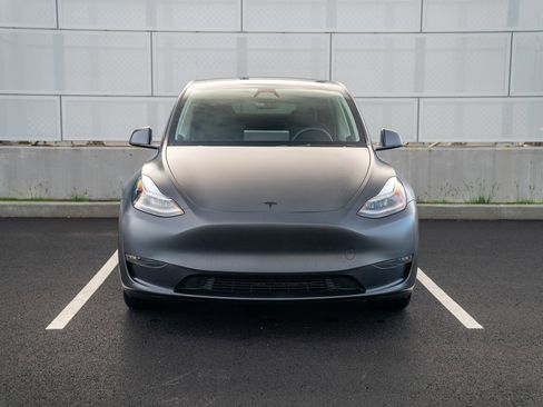 Used 2024 Tesla Model Y Long Range image 6