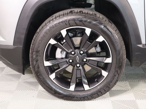 Used 2026 Chevrolet Equinox RS FWD image 18