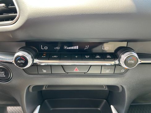 New 2025 MAZDA CX-30 AWD 2.5 S w/ Preferred Package image 18