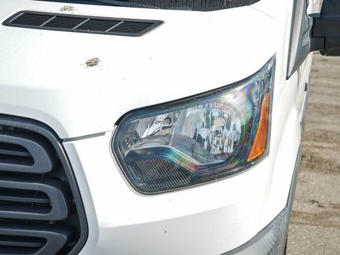 Used 2018 Ford Transit 150 130 Medium Roof RWD image 8