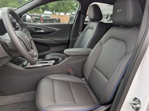 New 2026 Buick Envista Sport Touring w/ Convenience I Package FWD image 18